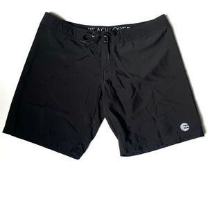 Billabong womens size 5 board shorts